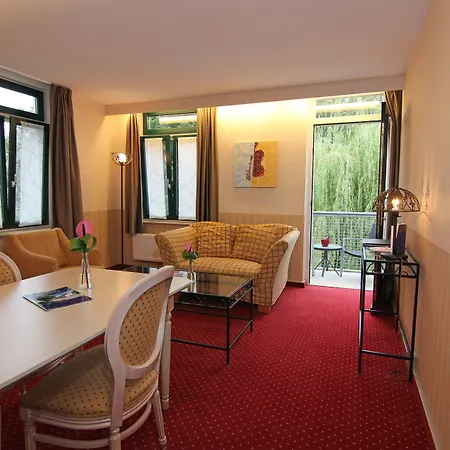 Restaurant Oolderhof Bv Отель 4*