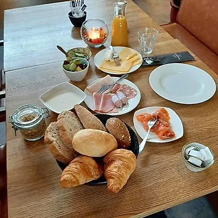 Hotel Restaurant Oolderhof Bv 4*