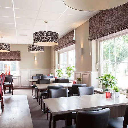 Hotel Restaurant Oolderhof Bv 4*