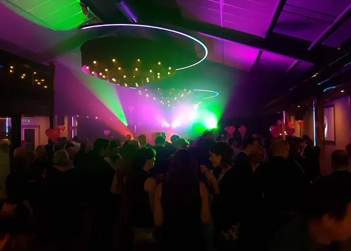 Hotel Restaurant Oolderhof Bv 4*